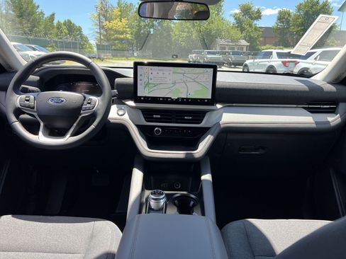 New 2026 Ford Explorer Active AWD/4WD image 23