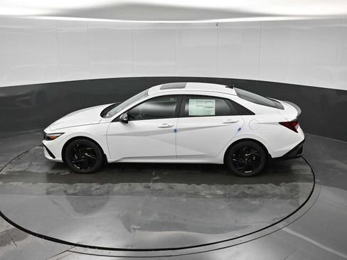New 2026 Hyundai Elantra SEL Sport FWD image 26