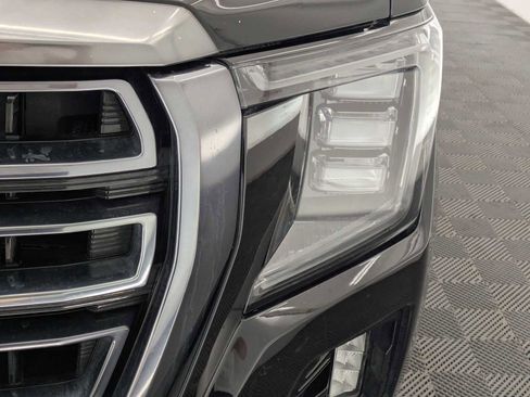Used 2021 GMC Yukon AT4 w/ AT4 Premium Plus Package AWD/4WD image 10