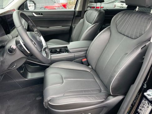 Used 2025 Hyundai Palisade Limited AWD/4WD image 7