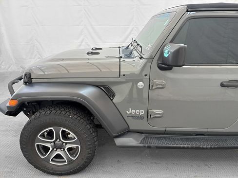 Used 2020 Jeep Wrangler Unlimited Sport S AWD/4WD image 3