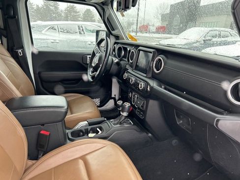 Certified 2020 Jeep Gladiator Overland image 7