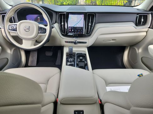 Used 2023 Volvo XC60 B5 Plus w/ Climate Package AWD/4WD image 14