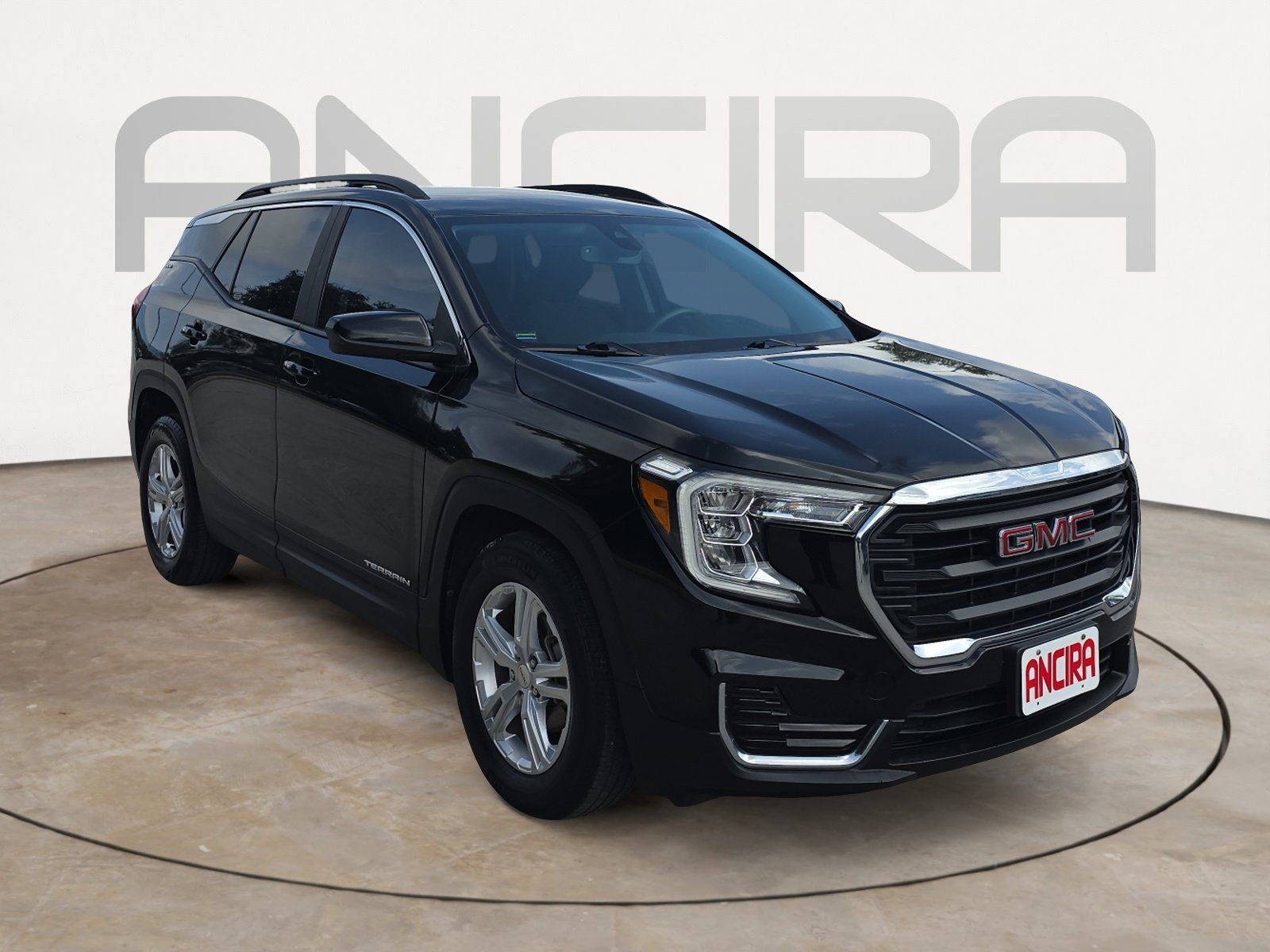 Used 2022 GMC Terrain SLE w/ Driver Convenience Package FWD image 4