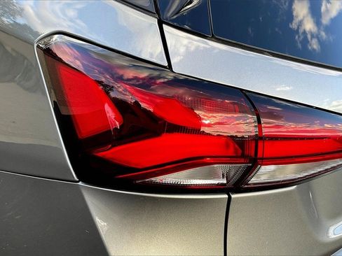 Used 2024 Chevrolet Equinox RS w/ RS Leather Package image 30