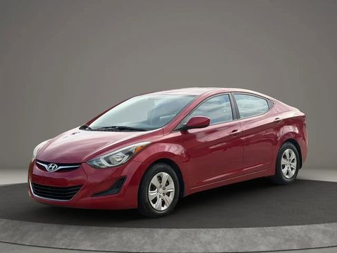 Used 2016 Hyundai Elantra SE image 7