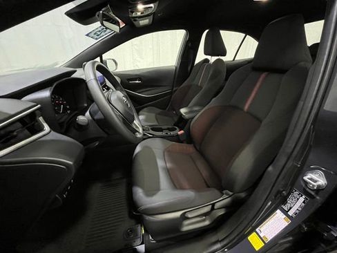 Certified 2025 Toyota Corolla SE FWD image 10