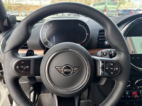 Used 2024 MINI Cooper Clubman S image 23