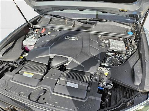 New 2025 Audi Q8 Premium w/ Black Optic Package image 16