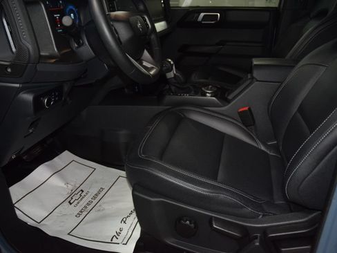 Used 2025 Ford Bronco Badlands AWD/4WD image 36