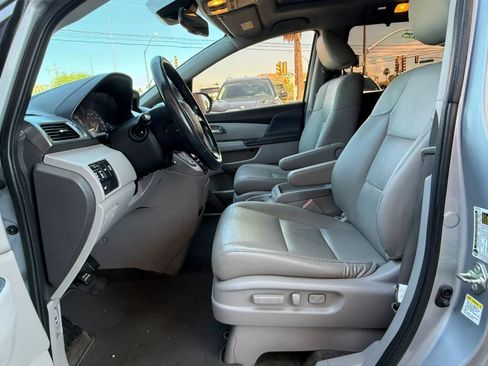 Used 2016 Honda Odyssey EX-L image 41