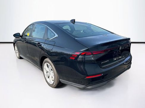 Used 2025 Honda Accord LX image 5