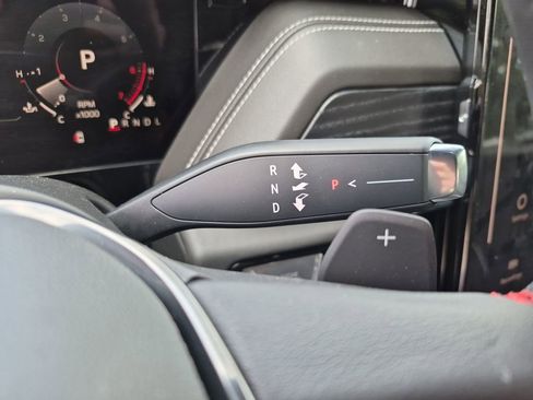 New 2026 GMC Yukon XL AT4 Ultimate AWD/4WD image 32