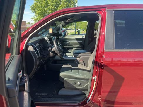 Used 2019 RAM 1500 Big Horn RWD image 6