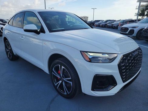 Certified 2025 Audi Q5 2.0T Premium Plus w/ Premium Plus Package AWD/4WD image 8