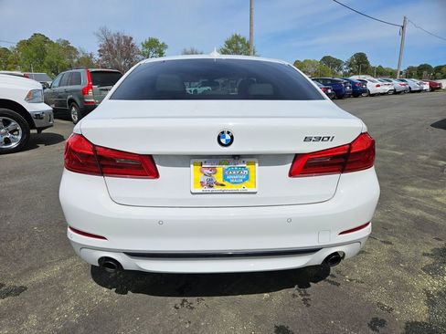 Used 2017 BMW 530i w/ Premium Package image 6