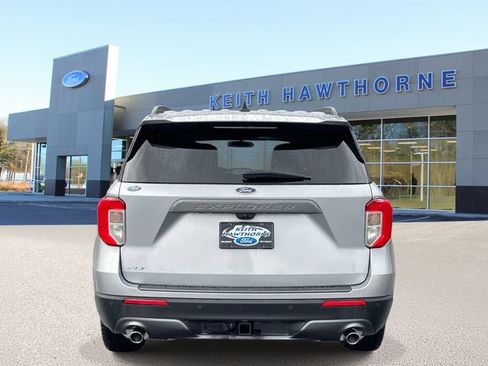 Certified 2023 Ford Explorer XLT w/ Equipment Group 202A RWD image 5