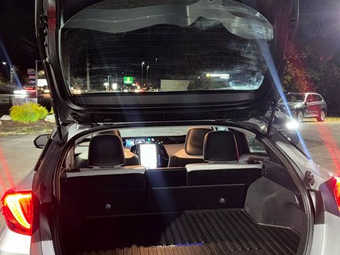 Used 2017 Toyota Prius Prime Premium image 21