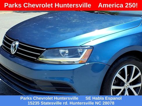 Used 2017 Volkswagen Jetta SE FWD image 26