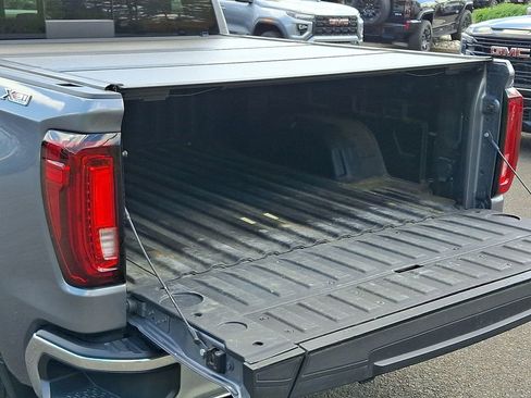 Used 2021 GMC Sierra 1500 SLT w/ SLT Premium Package AWD/4WD image 30