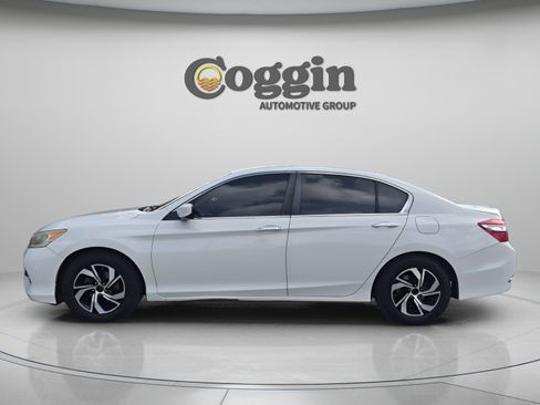 Used 2016 Honda Accord LX image 3