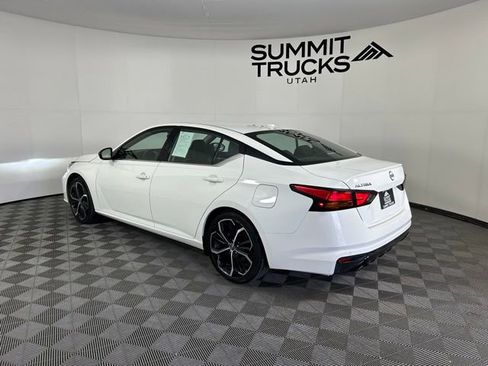 Used 2024 Nissan Altima 2.5 SR FWD image 4
