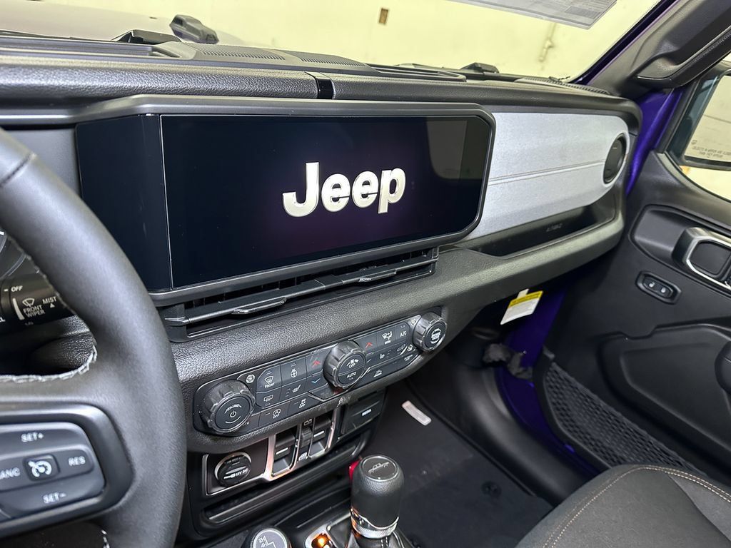 New 2026 Jeep Gladiator Sport AWD/4WD image 26