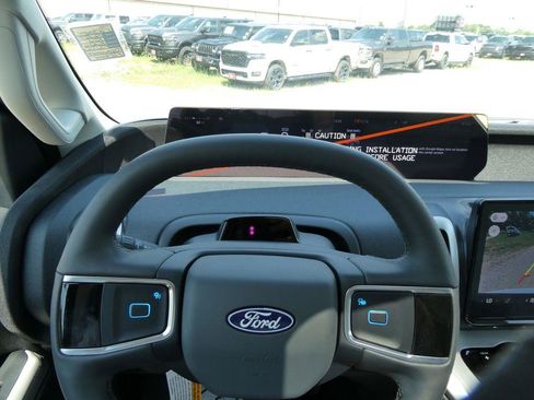 New 2027 Ford Expedition Active AWD/4WD image 12