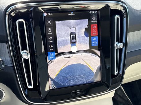 New 2026 Volvo XC40 B5 Ultra w/ Protection Package Premier image 24