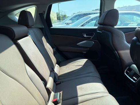 Used 2022 Acura RDX AWD w/ Advance Package image 4