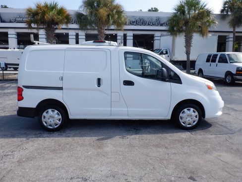 Used 2020 Nissan NV200 S FWD image 1