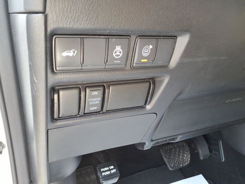 Used 2023 Nissan Armada Platinum w/ Captain's Chairs Package AWD/4WD image 20