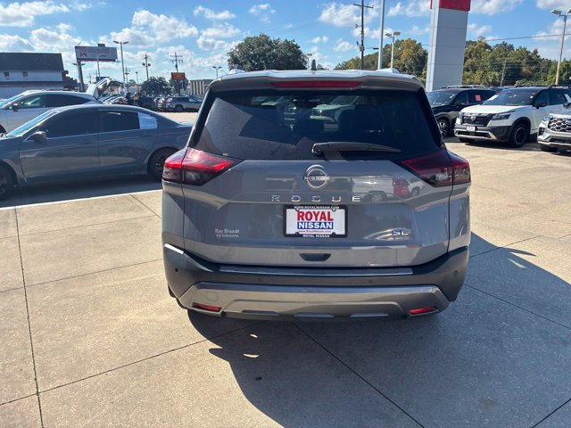 Used 2022 Nissan Rogue SL w/ SL Premium Package FWD image 6