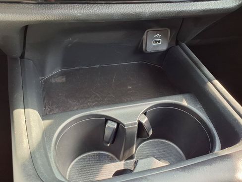 Used 2023 Honda HR-V LX image 8