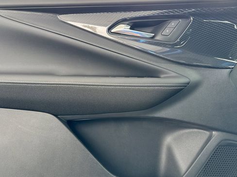 New 2025 Chevrolet Blazer EV LT image 11