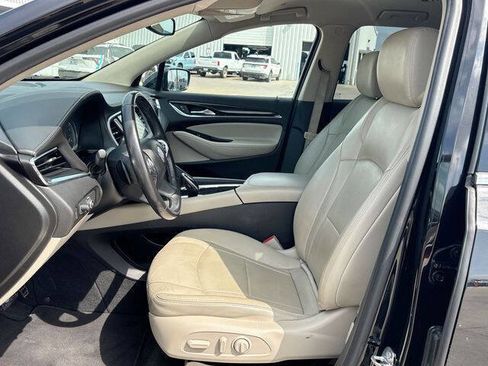 Used 2020 Buick Enclave Essence FWD image 20