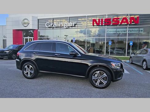 Used 2019 Mercedes-Benz GLC 300 4MATIC image 40