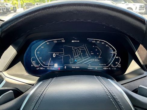 Used 2022 BMW X5 xDrive45e w/ Climate Comfort Package image 27