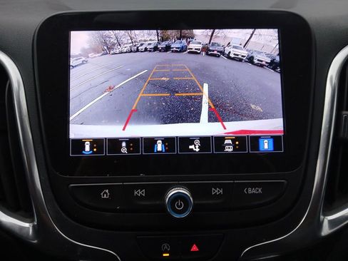 Used 2022 Chevrolet Equinox LT image 20