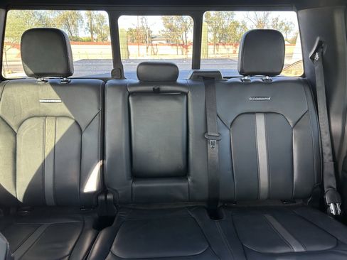 Used 2019 Ford F150 Platinum w/ Equipment Group 701A Luxury image 16