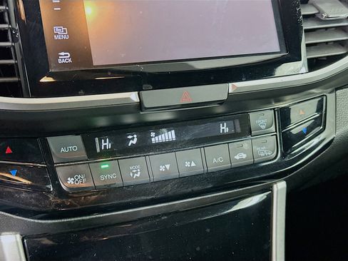 Used 2016 Honda Accord EX image 23