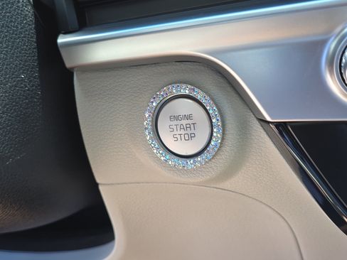 Certified 2024 Kia Telluride S w/ S Sunroof Package AWD/4WD image 29