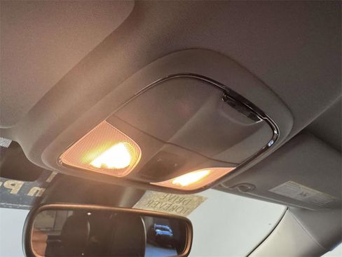 Used 2022 Jeep Cherokee Trailhawk image 27