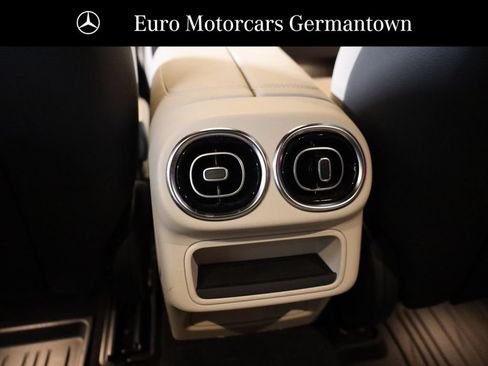 Used 2023 Mercedes-Benz GLC 300 4MATIC image 38
