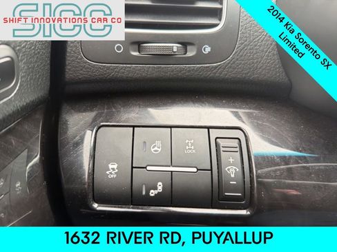 Used 2014 Kia Sorento SX w/ 3rd Row Package image 22