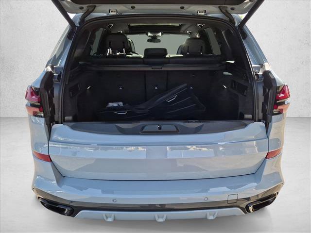 Used 2024 BMW X5 xDrive40i w/ Executive Package AWD/4WD image 6