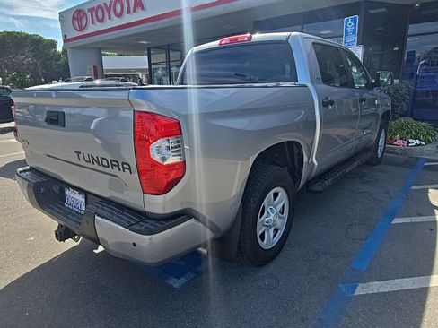 Used 2019 Toyota Tundra SR5 w/ Convenience Package AWD/4WD image 3