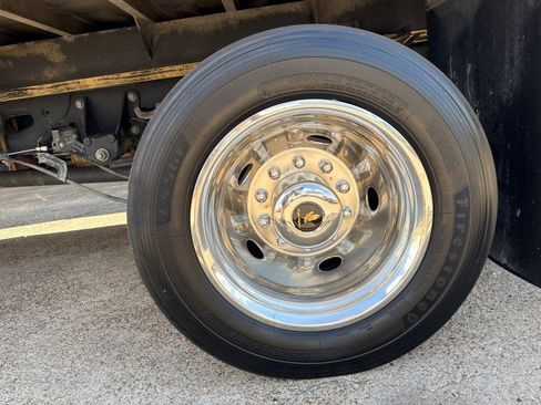 Used 2020 Ford F550 2WD Regular Cab Super Duty image 29