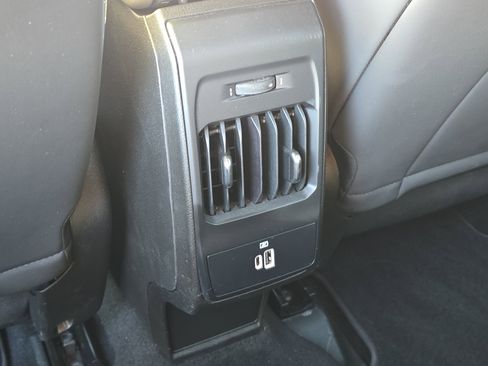 Used 2024 Dodge Hornet GT image 10