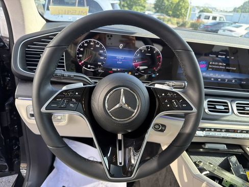 Certified 2026 Mercedes-Benz GLE 450 4MATIC image 23